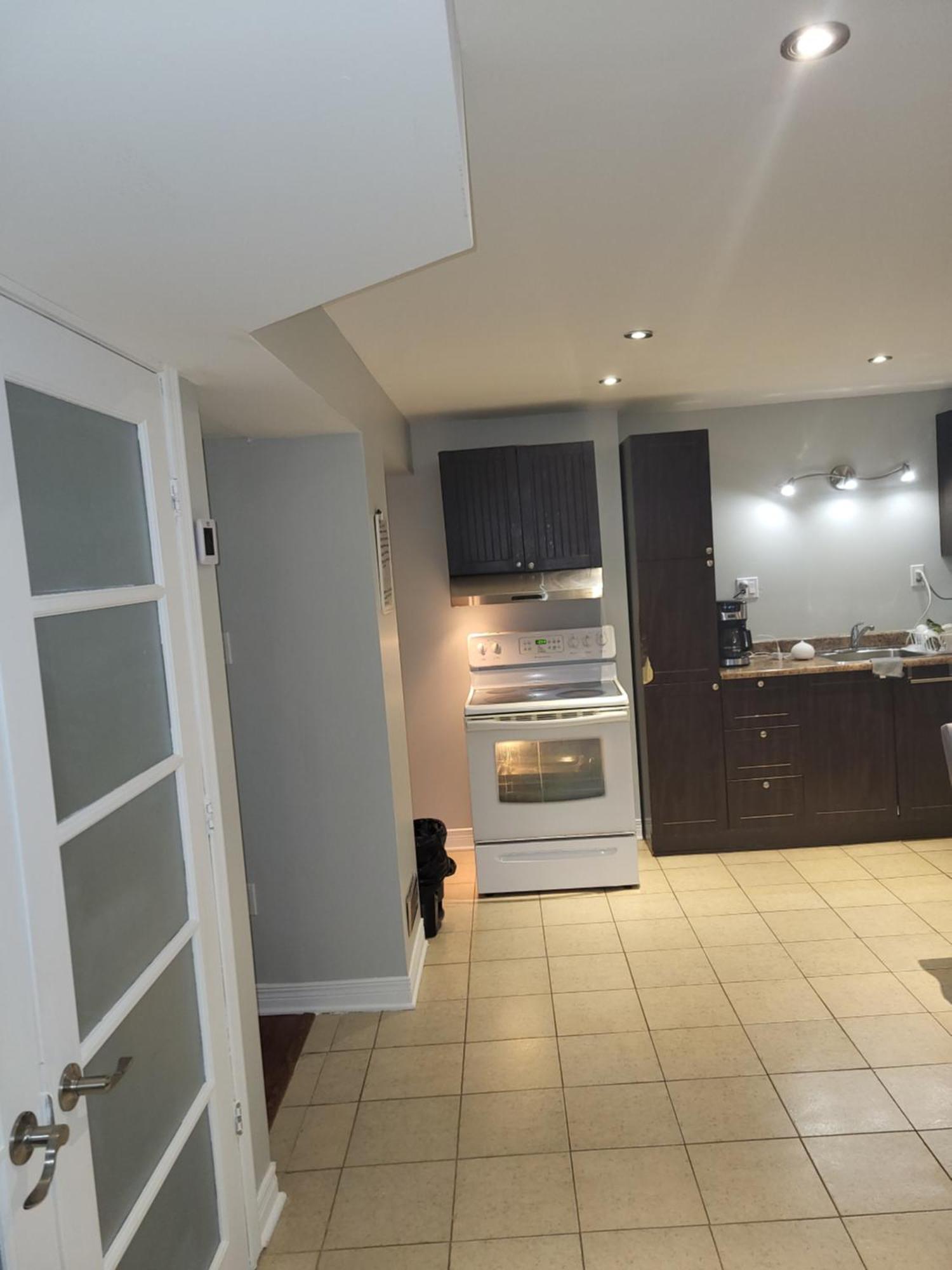 Lovely Guest Entire Apartment Minutes From Ottawa Airport מראה חיצוני תמונה
